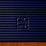 Nouveau tapis de Pilates couleur Navy bleu marine intense de la marque Hercule Studio, confortable, design et made in France