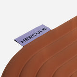 Mini tapis de sol pad de confort de la marque hercule studio modèle galé couleur terre cuite packshot zoom étiquette