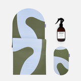 Hercule Studio Axel khaki blue printed essential bundle with the graphic design Archy mat, the Galé 3-in-1 comfort pad and the sanitizing spray, complete made in France Pilates and fitness bundle, packshot