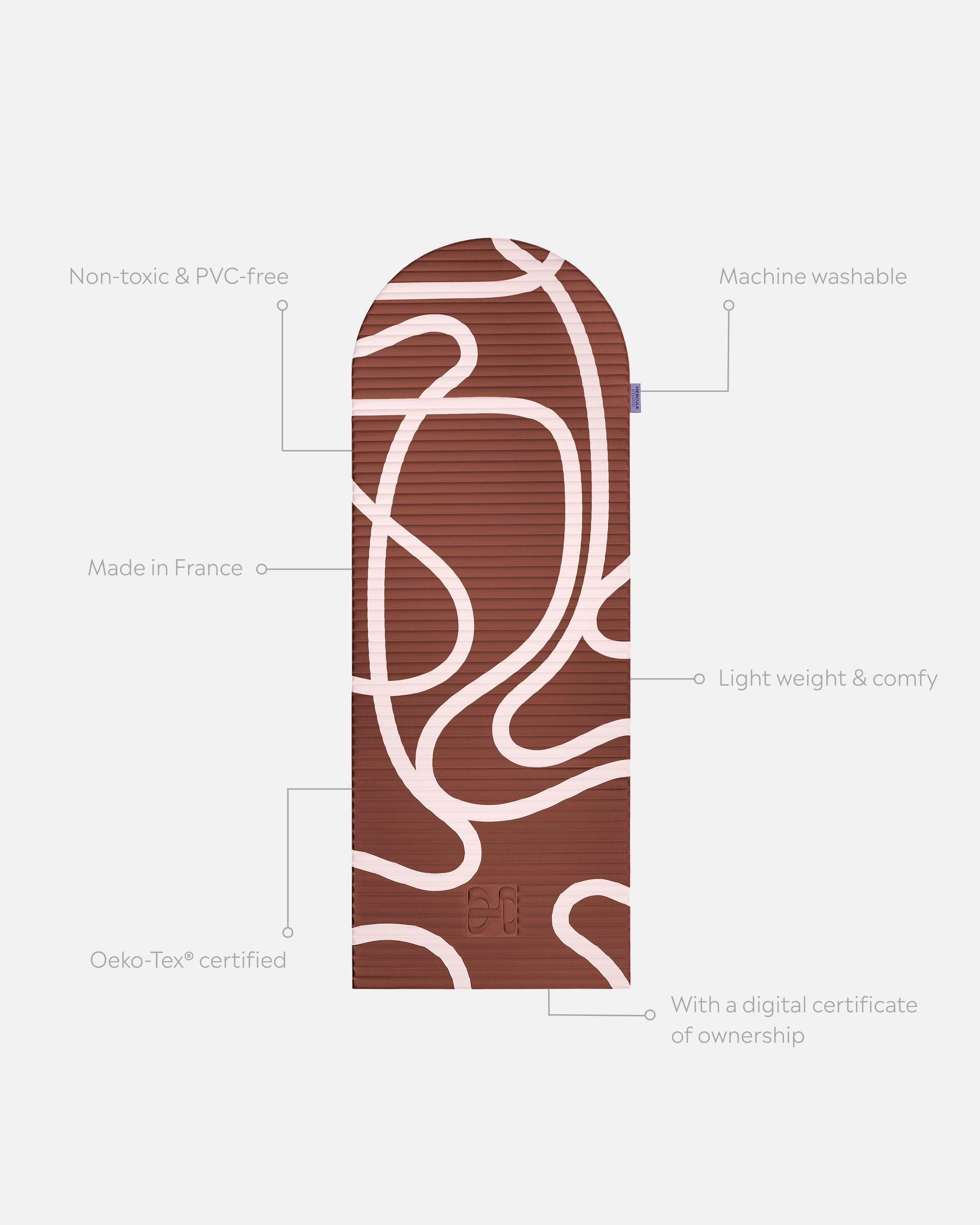Hercule Studio Archy brown and ecru printed (Bari Choco) unrolled sport mat, premium Made in France design mat for fitness, Pilates and stretching, with annotations highlighting key features and quality points