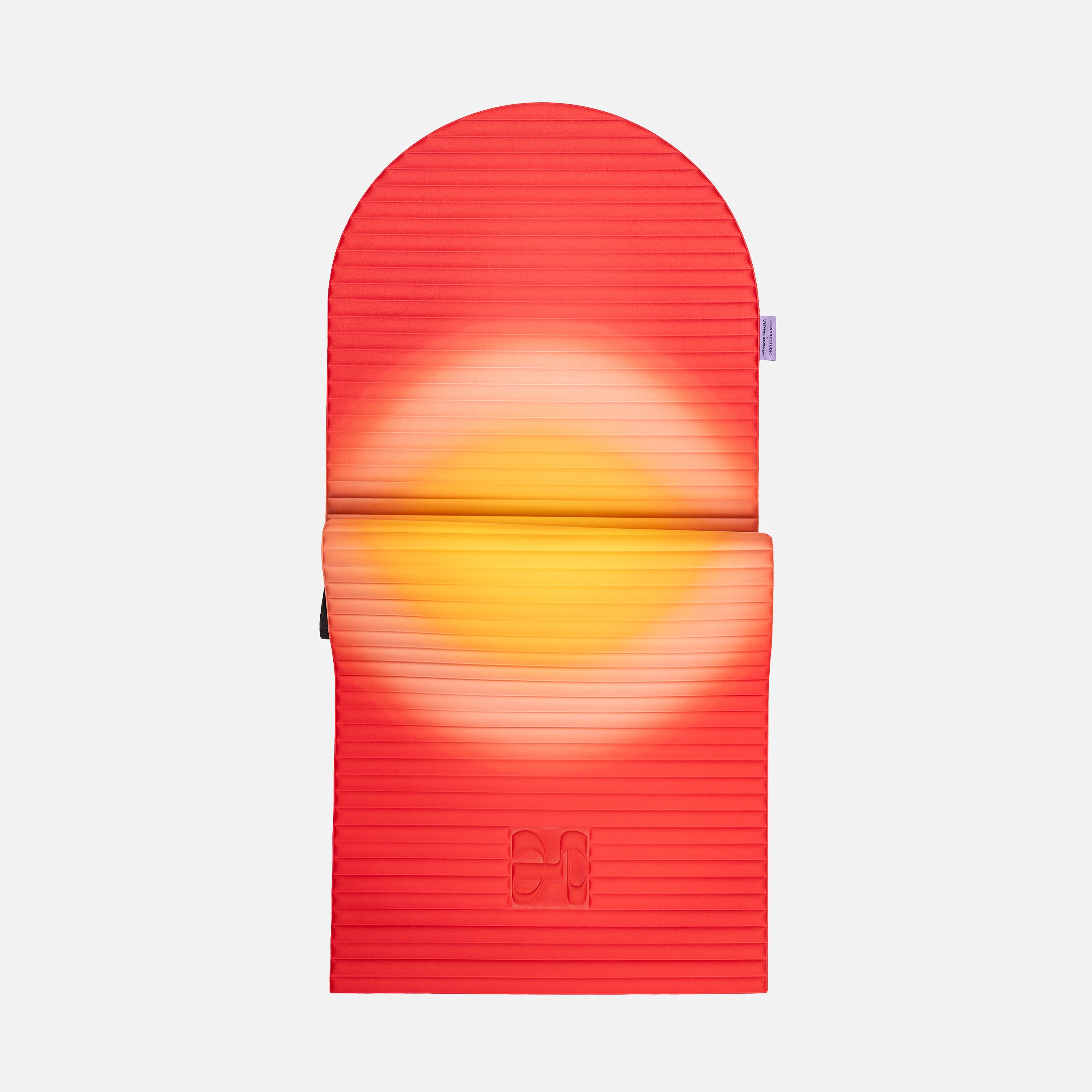 Tapis de sol pour le fitness le yoga et le pilates de la marque hercule studio et uchronia modèle archy imprimé summer packshot semi déplié